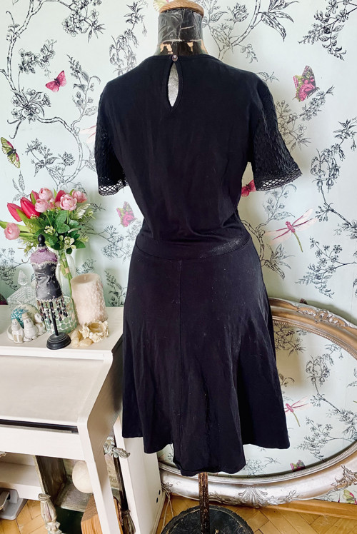 Šaty Little black dress — foto 5
