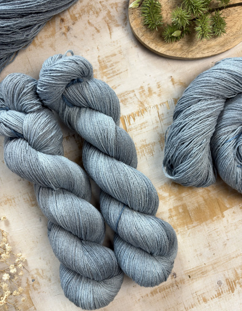Rebel Silk - 100g RB12 — foto 2