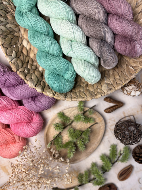 Rebel Silk - 100g RB13 — foto 3