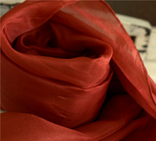 HEDVÁBNÁ ŠÁLA.......180 x 45 — foto 2