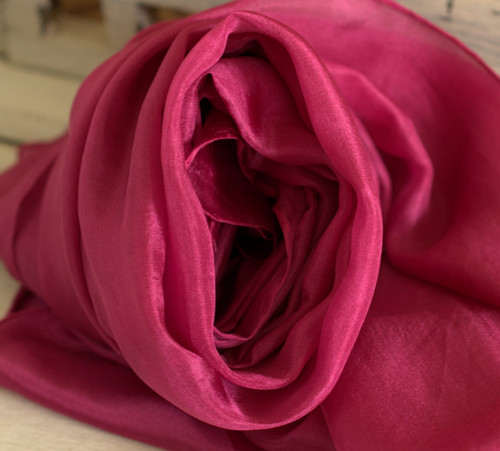 HEDVÁBNÁ ŠÁLA.......180 x 45 — foto 2