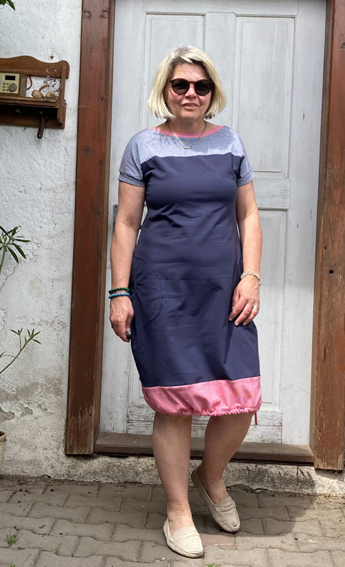 Šaty modré — foto 3