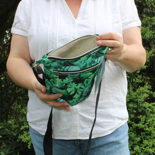 Crossbody kabelka monstery — foto 3