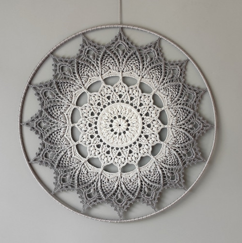 Mandala Šedá hvězda - průměr 45 cm — foto 2
