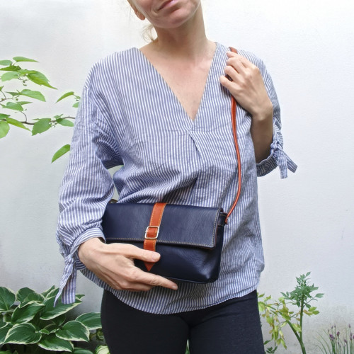 Kožená kabelka DARK BLUE style — foto 4