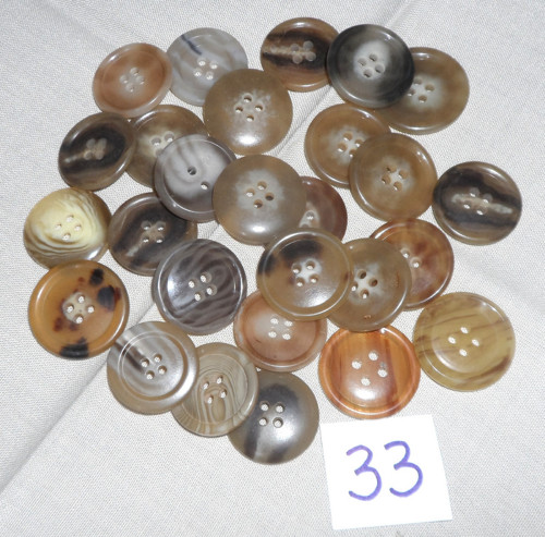 25x KNOFLÍKY žíhané — foto 2