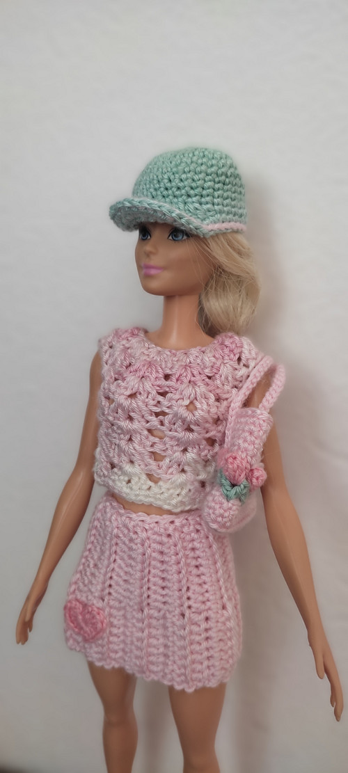 Barbie kšiltovka — foto 4
