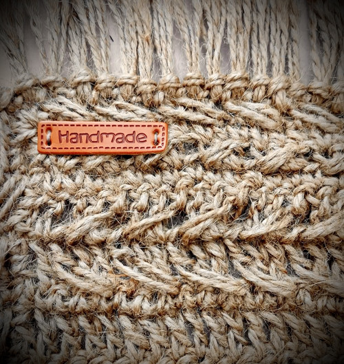 Háčkovaný jutový ubrus-běhoun v boho stylu — foto 4