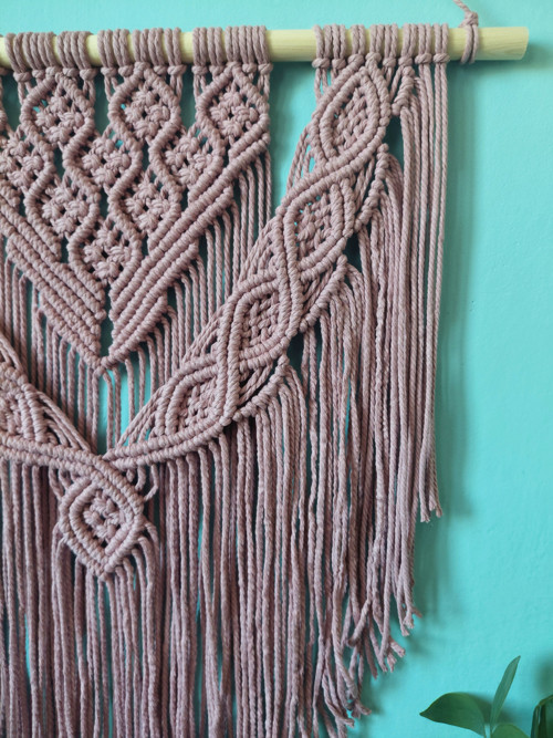 Macramé na zeď starorůžové 60x70cm — foto 3