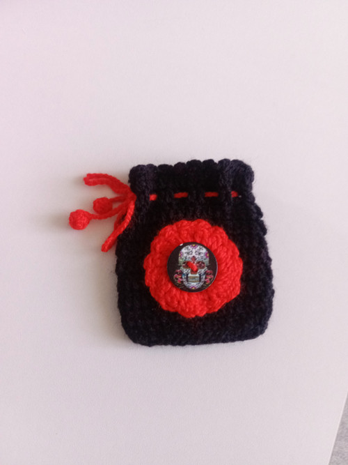 Háčkovaný pytlíček 8 x 9 cm — foto 4