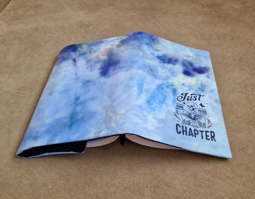 Obal na knihu Just chapter — foto 2