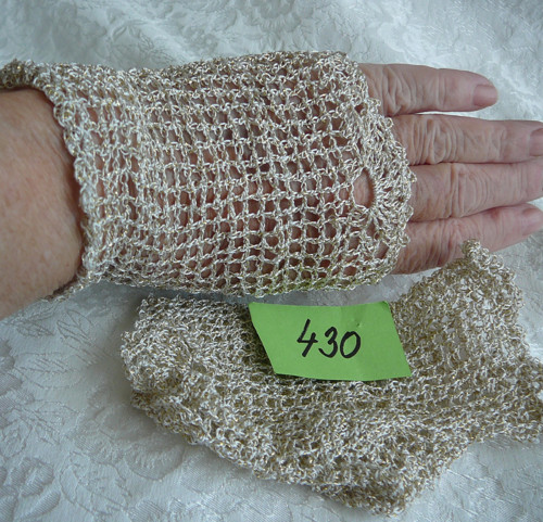 Zlatobílé bezprsťáky — foto 2