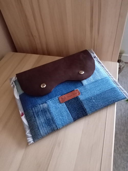 Obal na tablet nebo kapsička do kabelky — foto 2