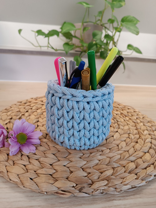 Háčkovaný košík 10 cm — foto 4
