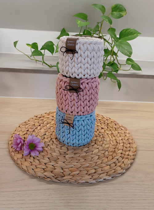 Háčkovaný košík 10 cm — foto 5