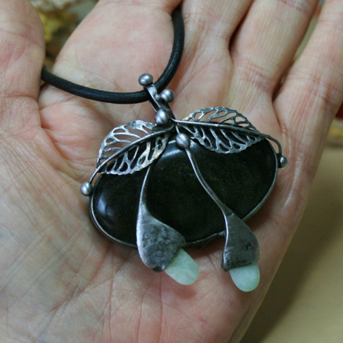 Poupata (obsidián zlatý) — foto 4