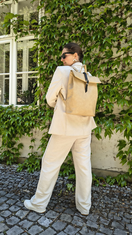 Trinity street backpack kukuřičná — foto 3