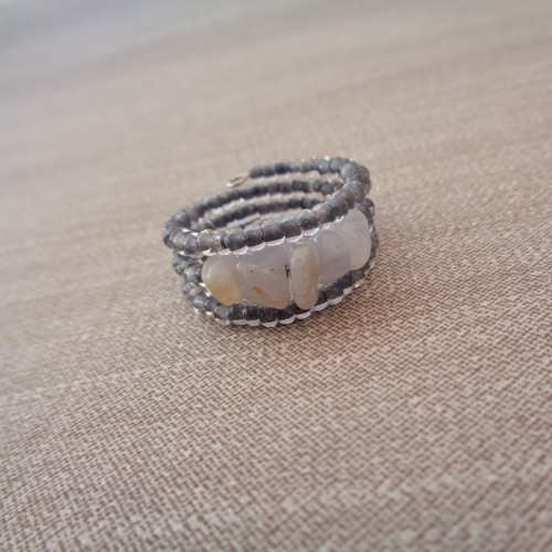 Prstýnek ,,S chalcedonem na šedé" — foto 3