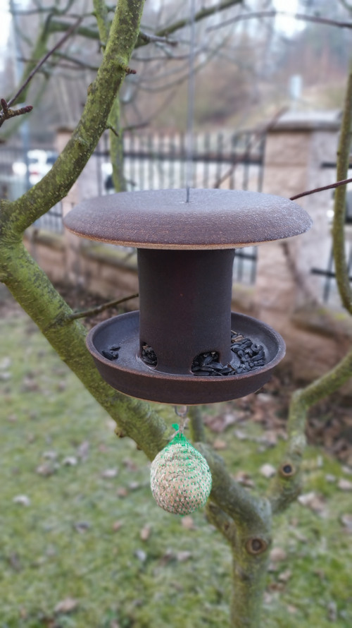 Krmítko se zásobníkem — foto 6