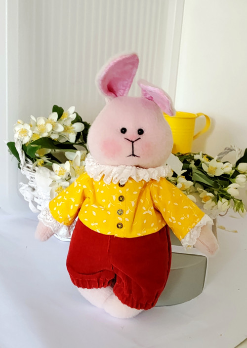 Růžový zajíček: — foto 2