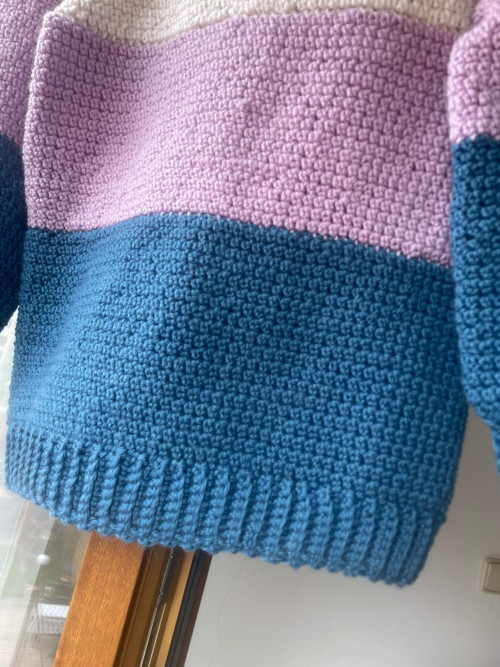 Svetr Alpaka multicolor- háčkovaný — foto 4
