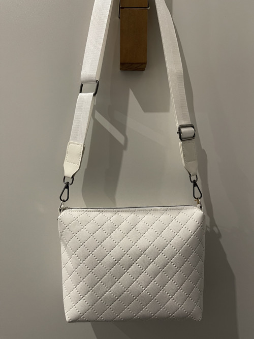 CROSSBODY KABELKA - S - koženka — foto 2