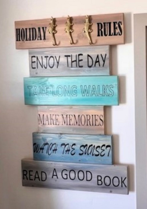 Vešiak - Holiday rules — foto 2