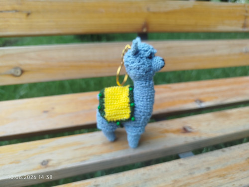 HANDMADE Amigurumi Alpaca Keychain 4.3 — foto 2