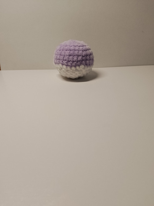 Antistresová háčkovaná kulička — foto 2