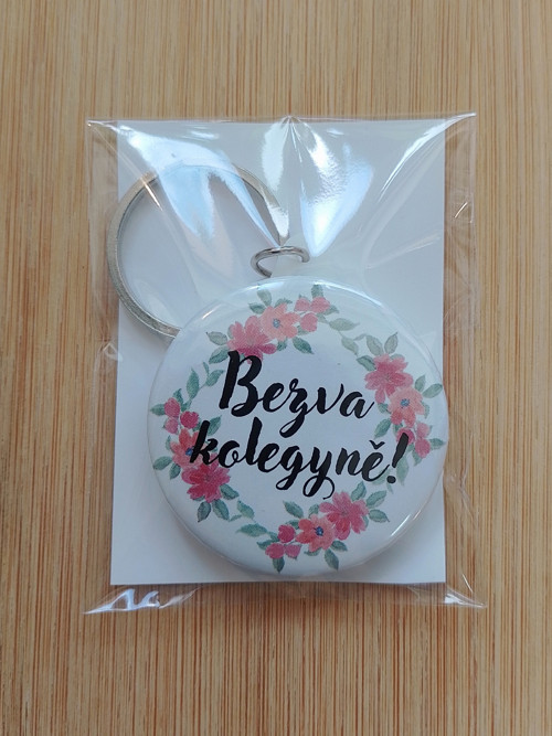 Přívěsek "Bezva kolegyně!" — foto 2