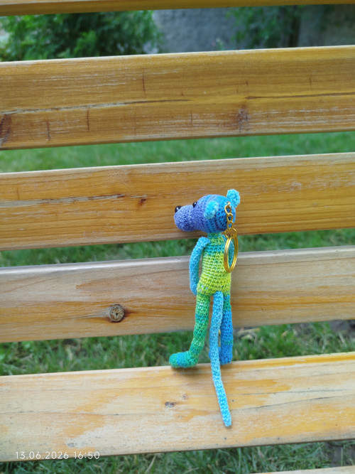 Handmade Amigurumi Panther Keychain 5" — foto 5