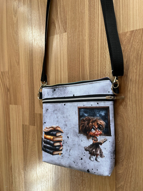 ️ Kabelka se srdíčky – voděodolná crossbody — foto 2