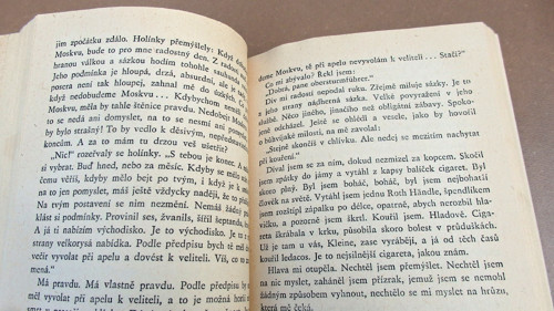 Noční rozhovor — foto 4