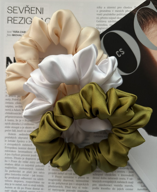 Hedvábné scrunchie – Olive Latte Collection — foto 4