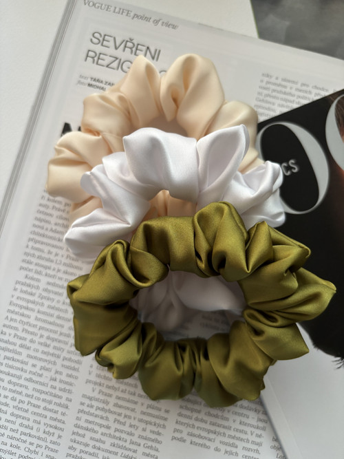 Hedvábné scrunchie – Olive Latte Collection — foto 2