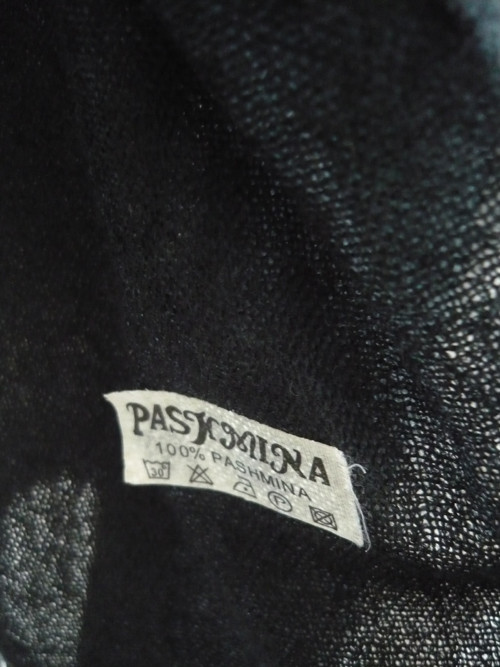 Černá pashmina — foto 3