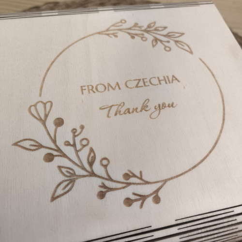 Dřevěná vzpomínková krabička — foto 6