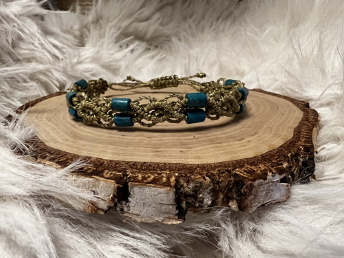 Boho náramek, micromacrame, GOLD — foto 3
