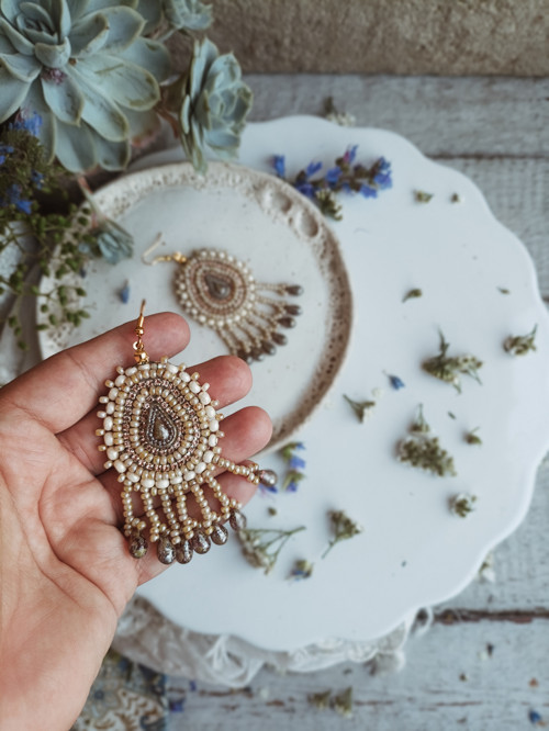 Arabesque Boheme n.2 - vyšívané boho náušnice — foto 3