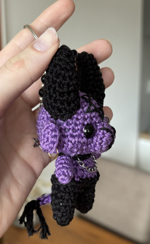 Háčkovaný přívěšek - Tiny Baby Baphy — foto 3