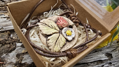 Keramický náhrdelník - jahody — foto 4