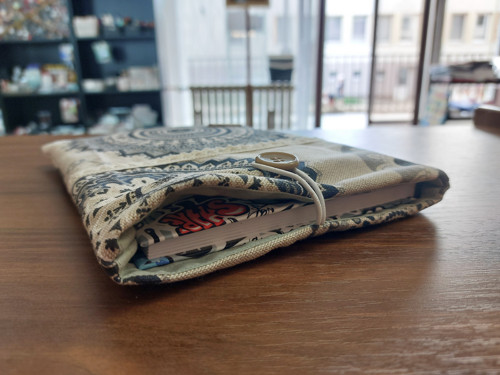Obal na knihu - černé mandaly — foto 2
