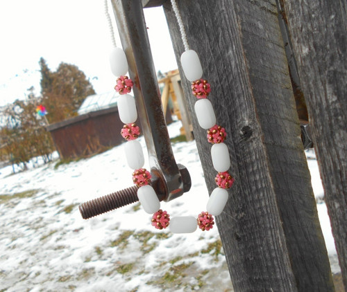 Kratší náhrdelník — foto 3