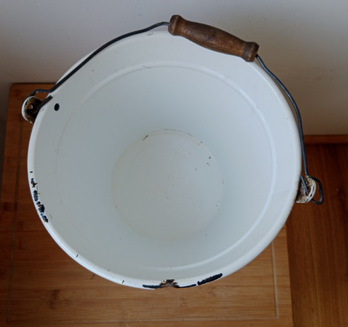 Smaltovaný bílý kyblík 30 cm SFINX — foto 3