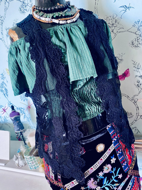 Vestička boho v krajce — foto 3
