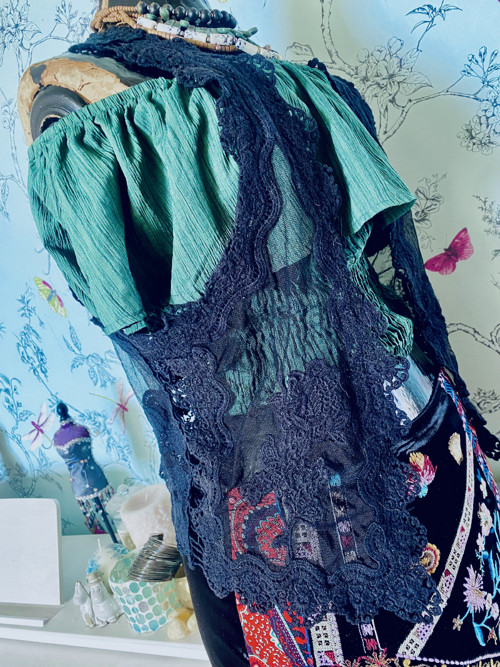 Vestička boho v krajce — foto 4