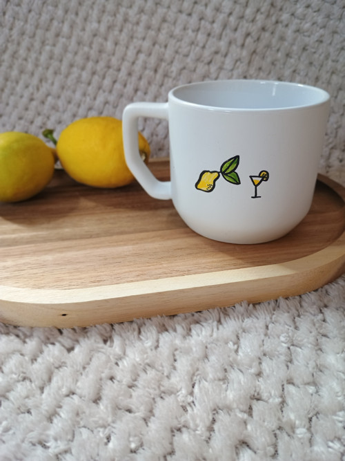 Hrnek kočička s citronádou — foto 4