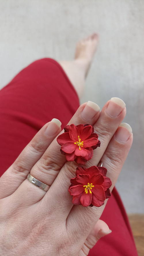 Náušnice Fleurie tmavší červené — foto 4