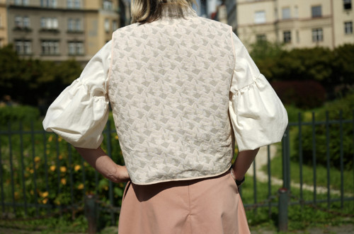 Žakárová vesta Jackie — foto 5
