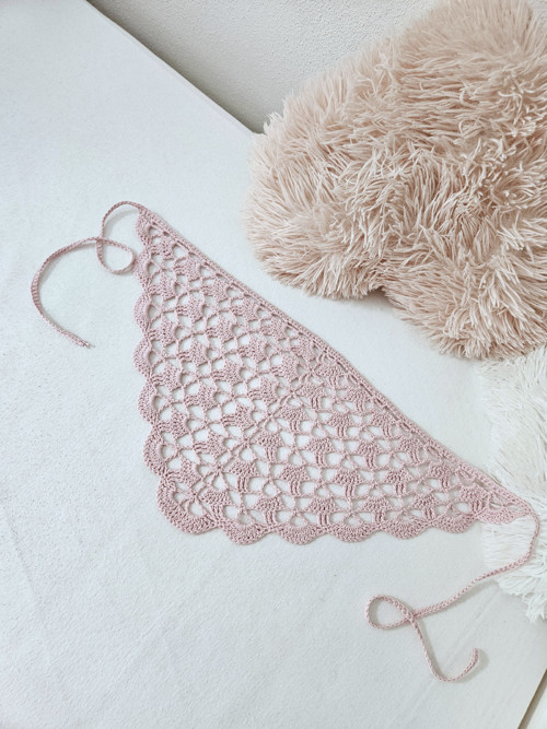 Háčkovaný šatek do vlasů Pastel Pink — foto 3